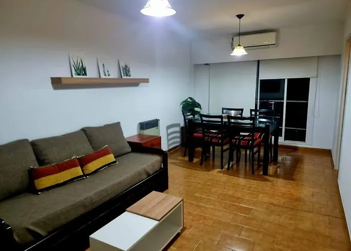 Departamento 2 Ambientes. 2 Cuadras De Patio Olmos